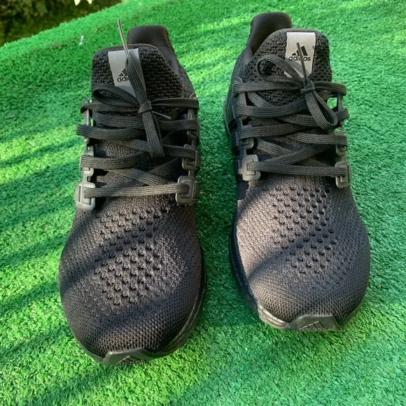 Adidas ULTRABOOST 5 DNA